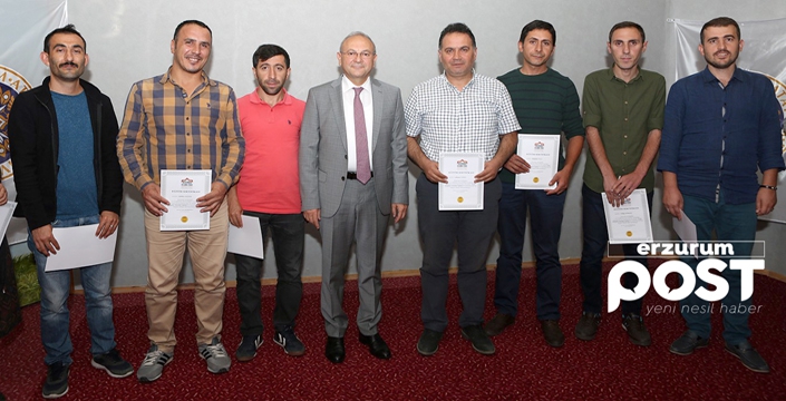 Tortum’da yeni girişimciler sertifikalarını aldı